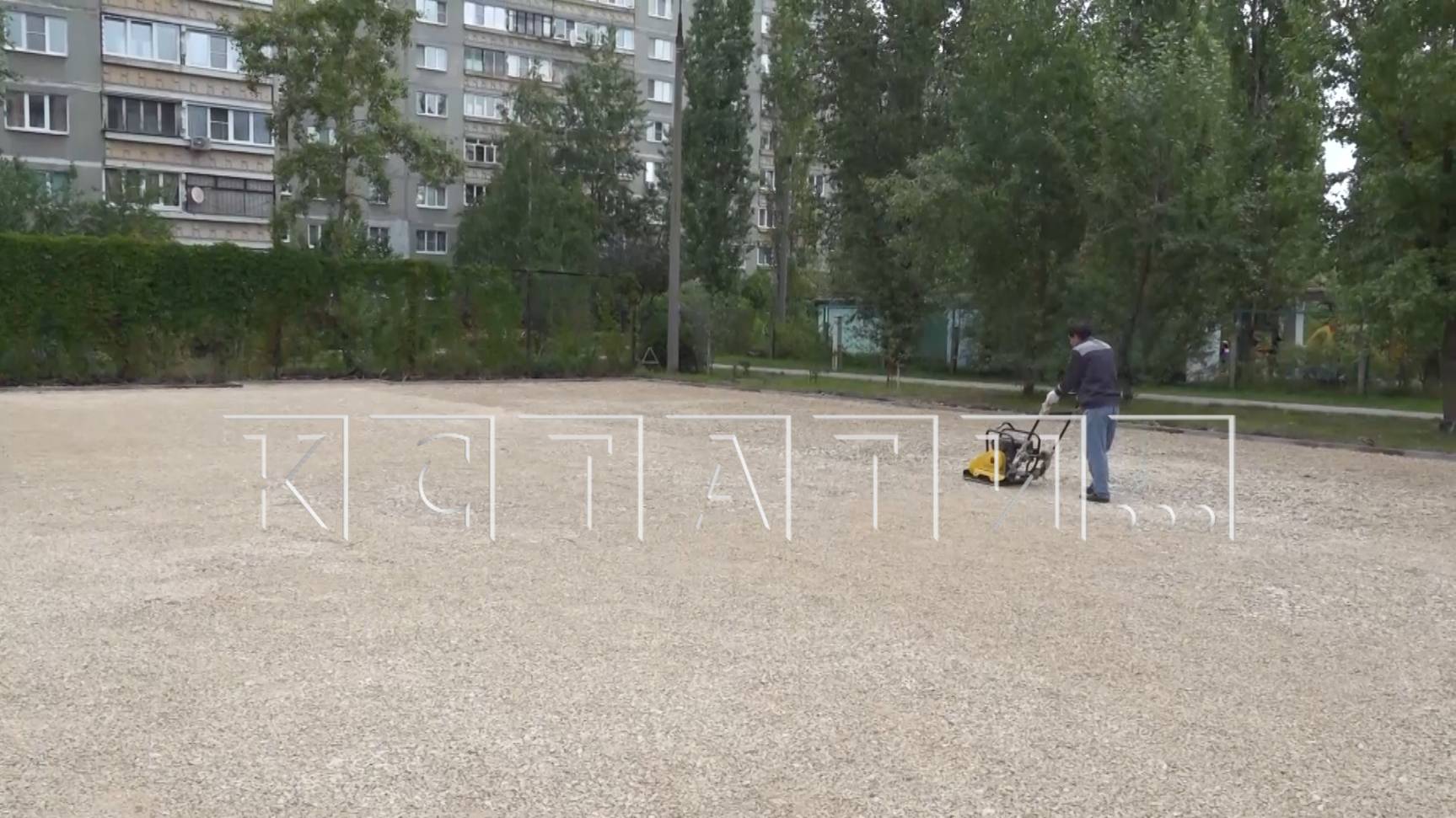 В микрорайоне Мещерское озеро построят площадку для мини-футбола и баскетбола