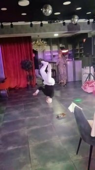 15 августа 2025