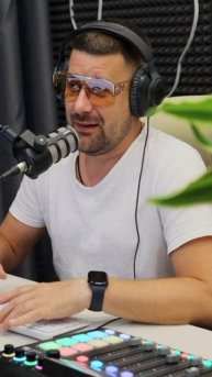 Смотри дальше своего носа !