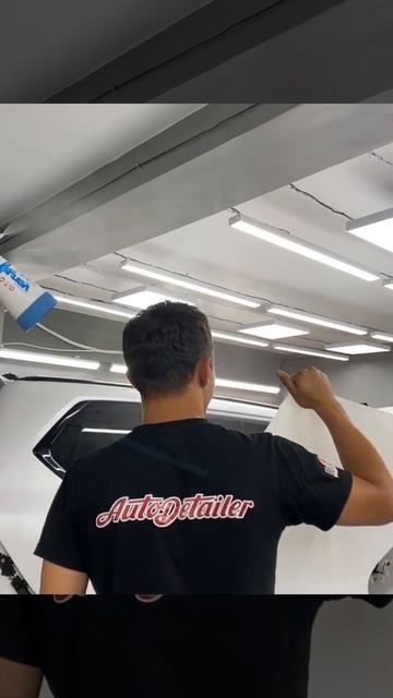 Оклейка LX570  в глянцевую пленку Llumar