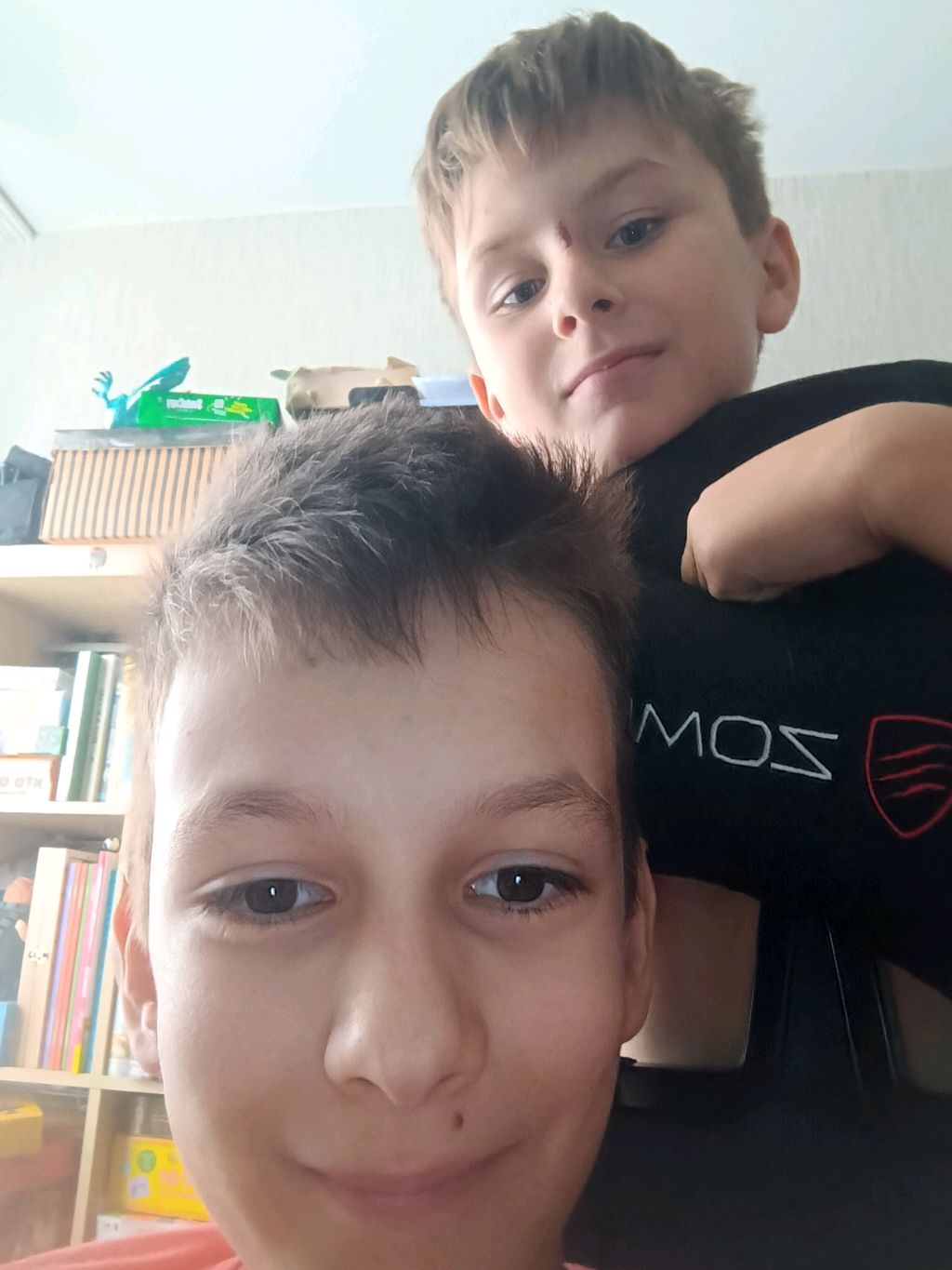 играю в Geometry Dash