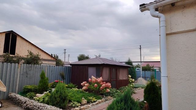 17.08.2025г./2 ЧАСТЬ. / ВАДИМ ОПУСТИЛ В ПОГРЕБ ЗАКРУТКИ/ ПОГОДА ИСПОРТИЛАСЬ.
ОБЫЧНАЯ СЕЛЬСКАЯ ЖИЗНЬ