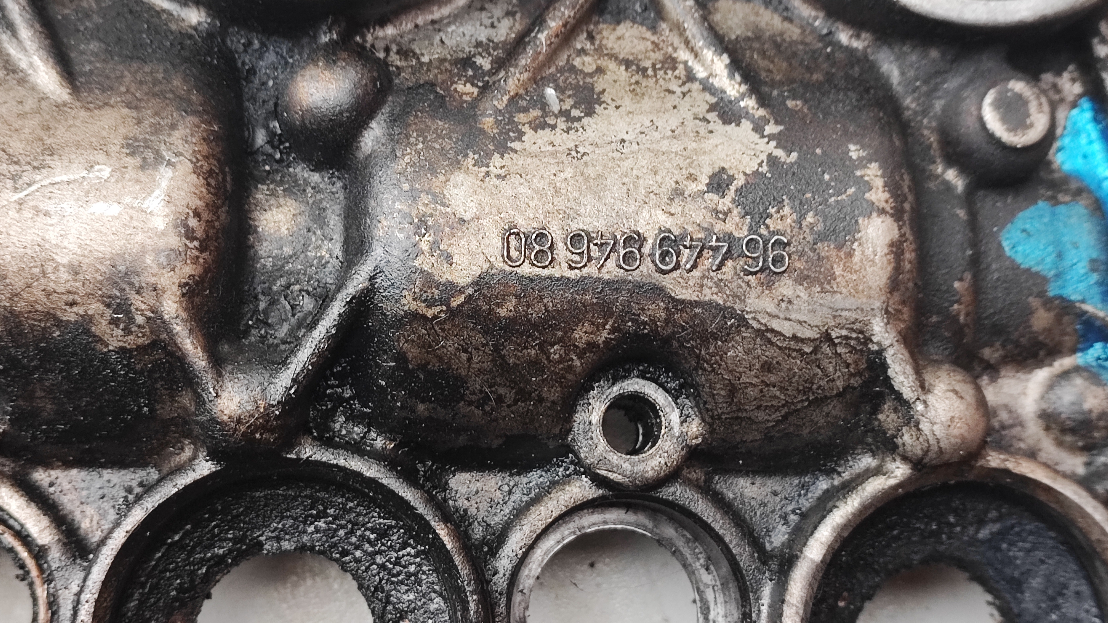 клапанная крышка с распредвалами 9h01