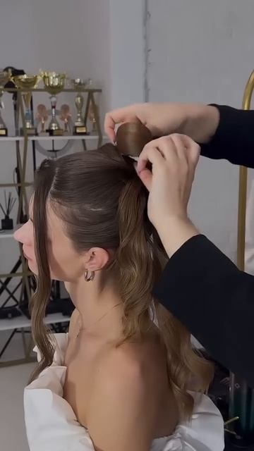 Популярный объемный текстурный пучок #hairstyle #hairtok #hairtutorial #hair #beauty