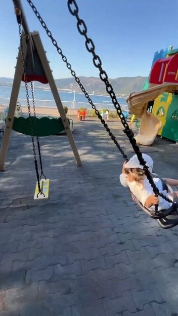 СОФИЯ НА НАБЕРЕЖНОЙ ГЕЛЕНДЖИКА #shorts #baby #дети