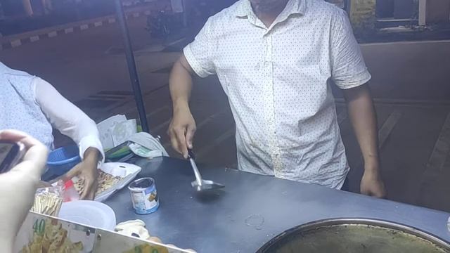 Как в Тае готовят блинчики