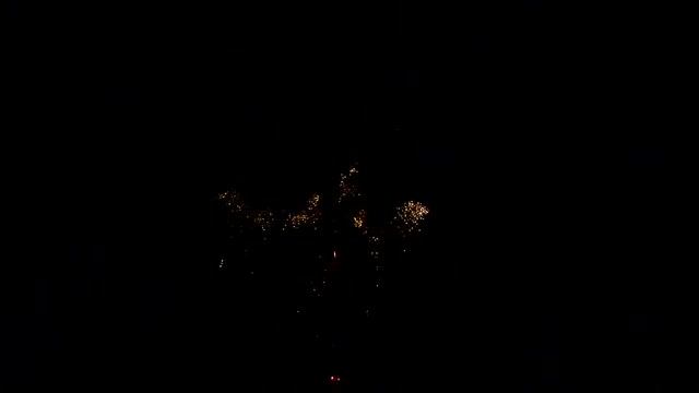 Фейерверк АКВАМАРИН - 165 залпов - (ОТ007)