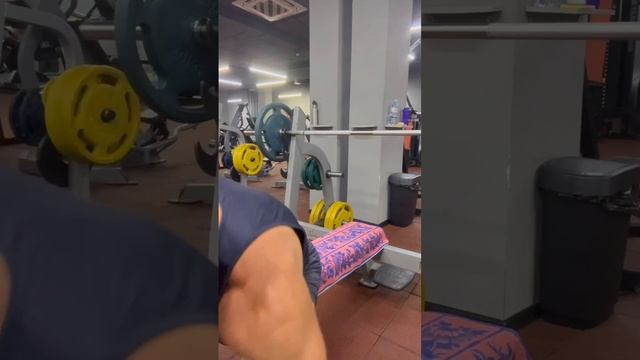 Тренировка, пресс и трицепс