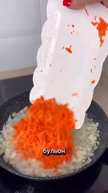 Хотите узнать, как приготовить самый вкусный и наваристый борщ? Делюсь своими секретами,
