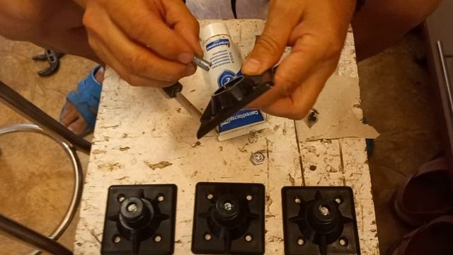 Ремонт кухонного табурета