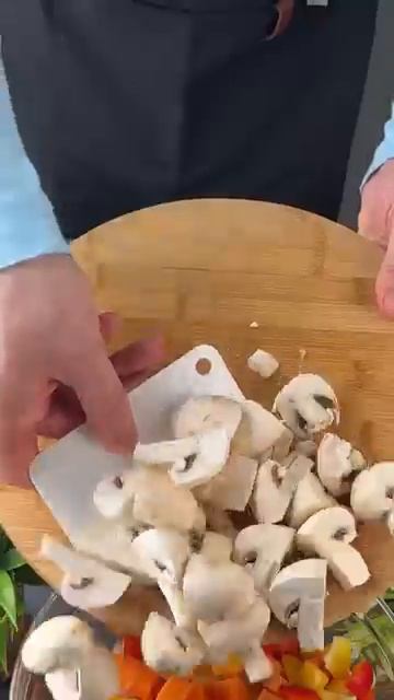 Курица с овощами и Итальянскими травами