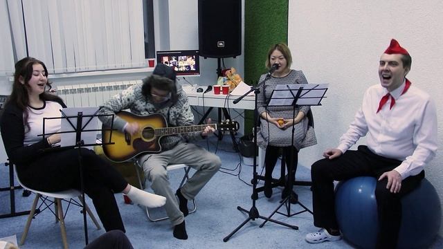 Песня про зайцев (из к/ф Бриллиантовая Рука) - поет Александр Кабанов