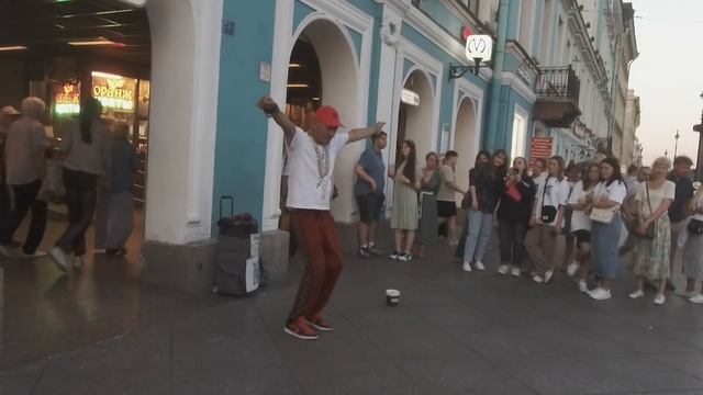 ТАНЦОРА МАЙКЛА ЗАБРАЛА ПОЛИЦИЯ 🤭