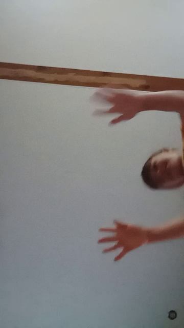 VID_20250820_192152.mp4