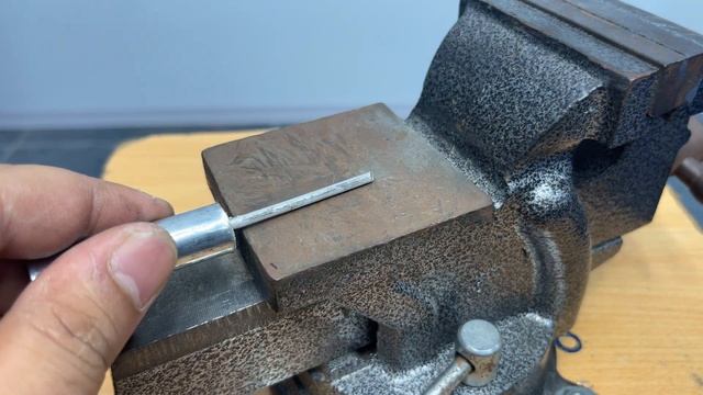 😱 Советы по экстренному открытию двери без ключа — полезная информация, которая может пригодиться