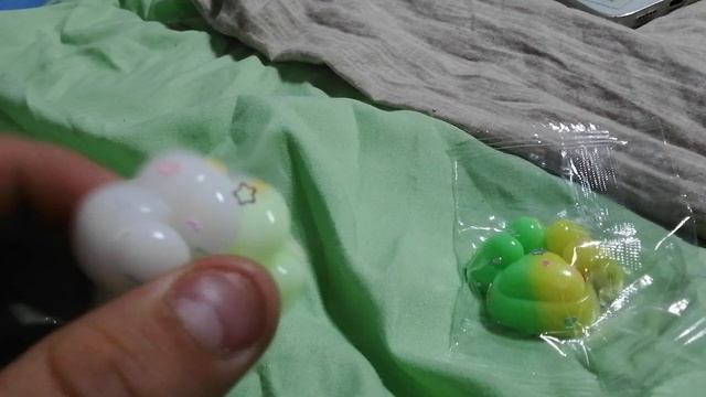 показываю што я нашёл иле же купил или мне подарили