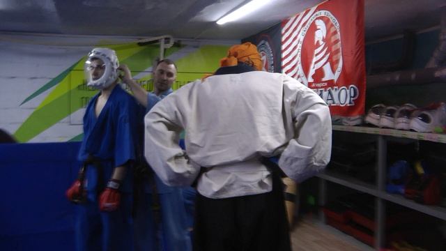 СПОРТ И ИСКУССТВО - ПОЕДИНОК)