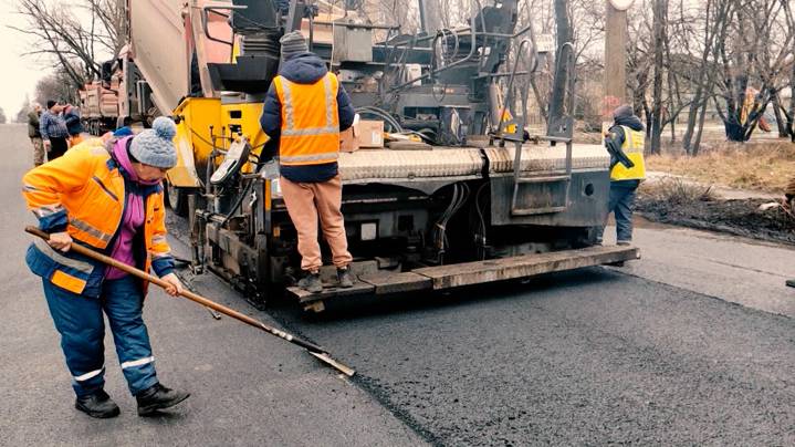 Мишустин: Путин постоянно контролирует восстановление новых регионов РФ