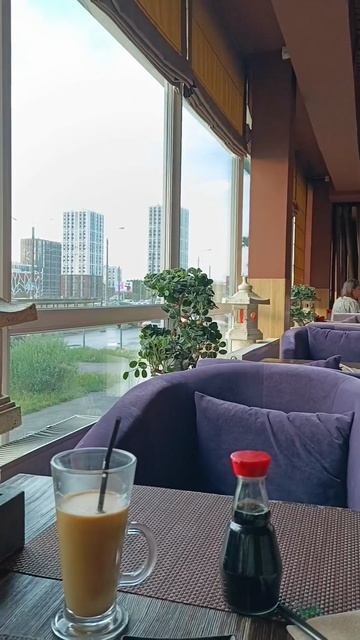 Обожаю роллы, особенно запечённые.И ничего не могу с этим поделать!