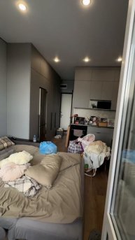 Как можно жить вдвоем в студии 18 м2?