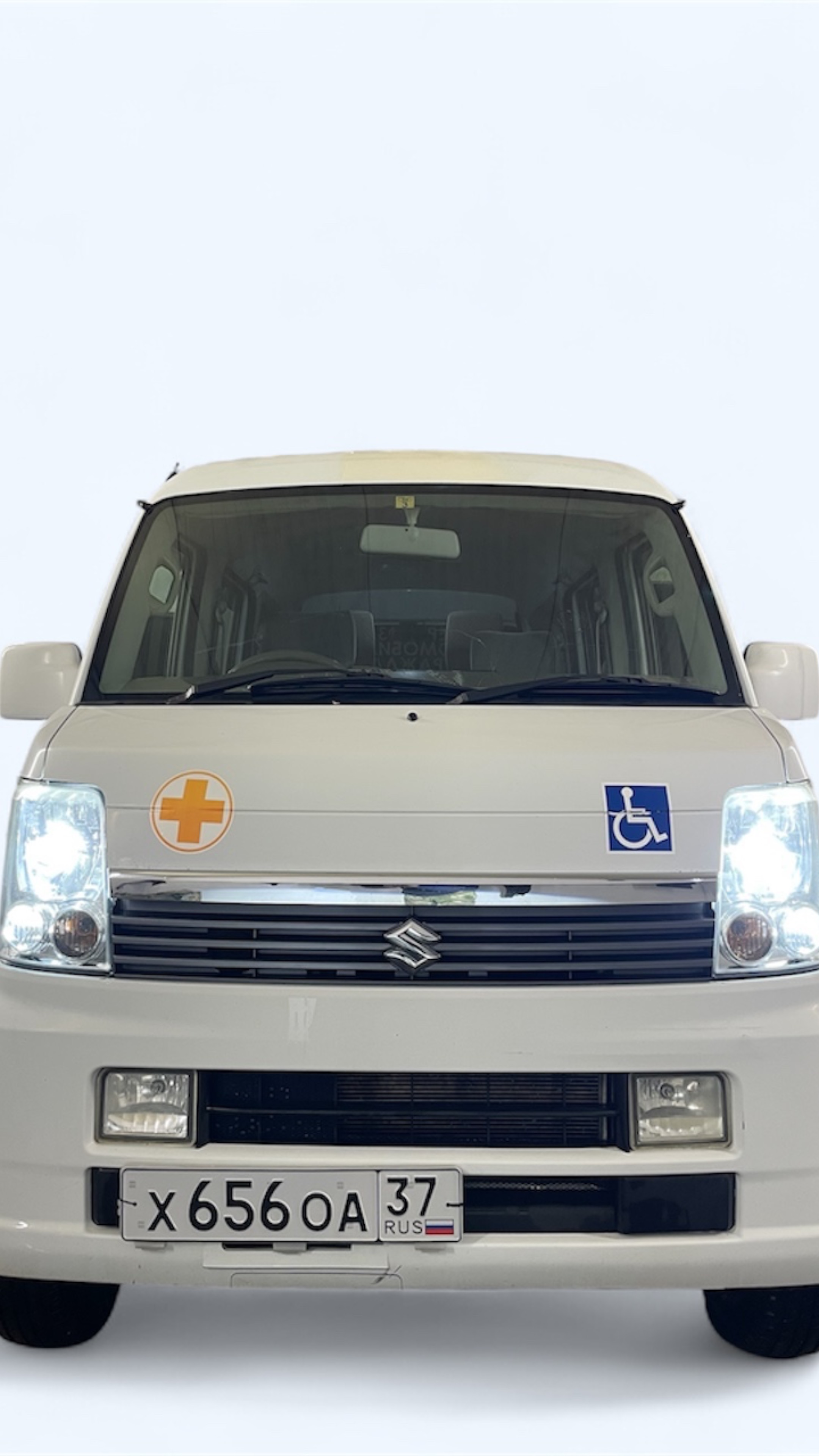 Авто для перевозки на инвалидной коляске