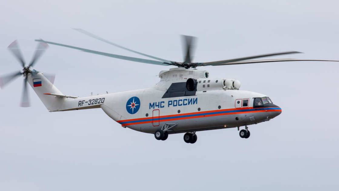 Вертолеты МЧС не могут подняться на высоту Пика Победы из-за погодных условий