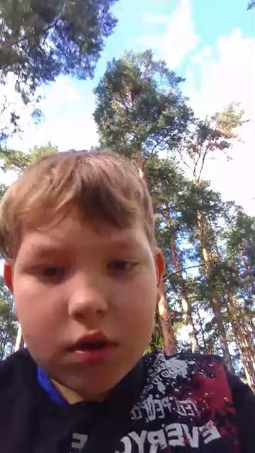раздача в роблокс  по глоу э гарден