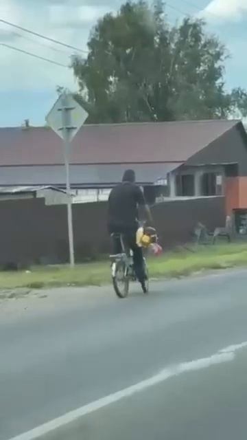 Кручу кручу педали кручу )))))