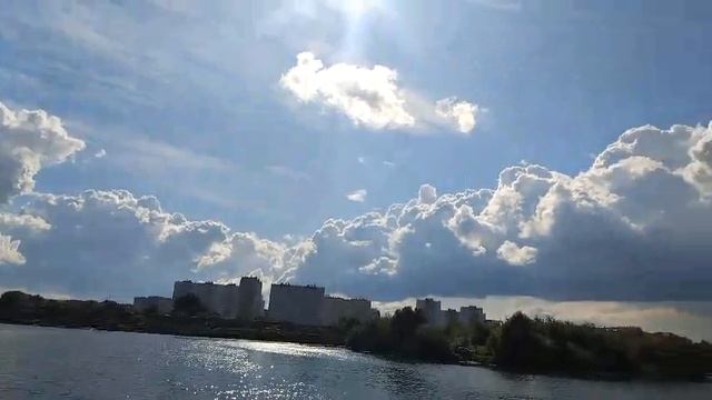 22-08-2025  На нас надвигаются облака