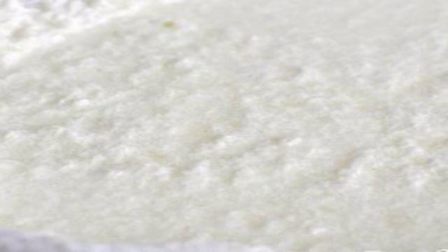 Домашняя рикотта с лимоном и базиликом