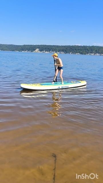 На сапборде #ПолезноеВидео #когдаскучно #НЕЧЕМЗАНЯТЬСЯ #безгаджетов #shorts