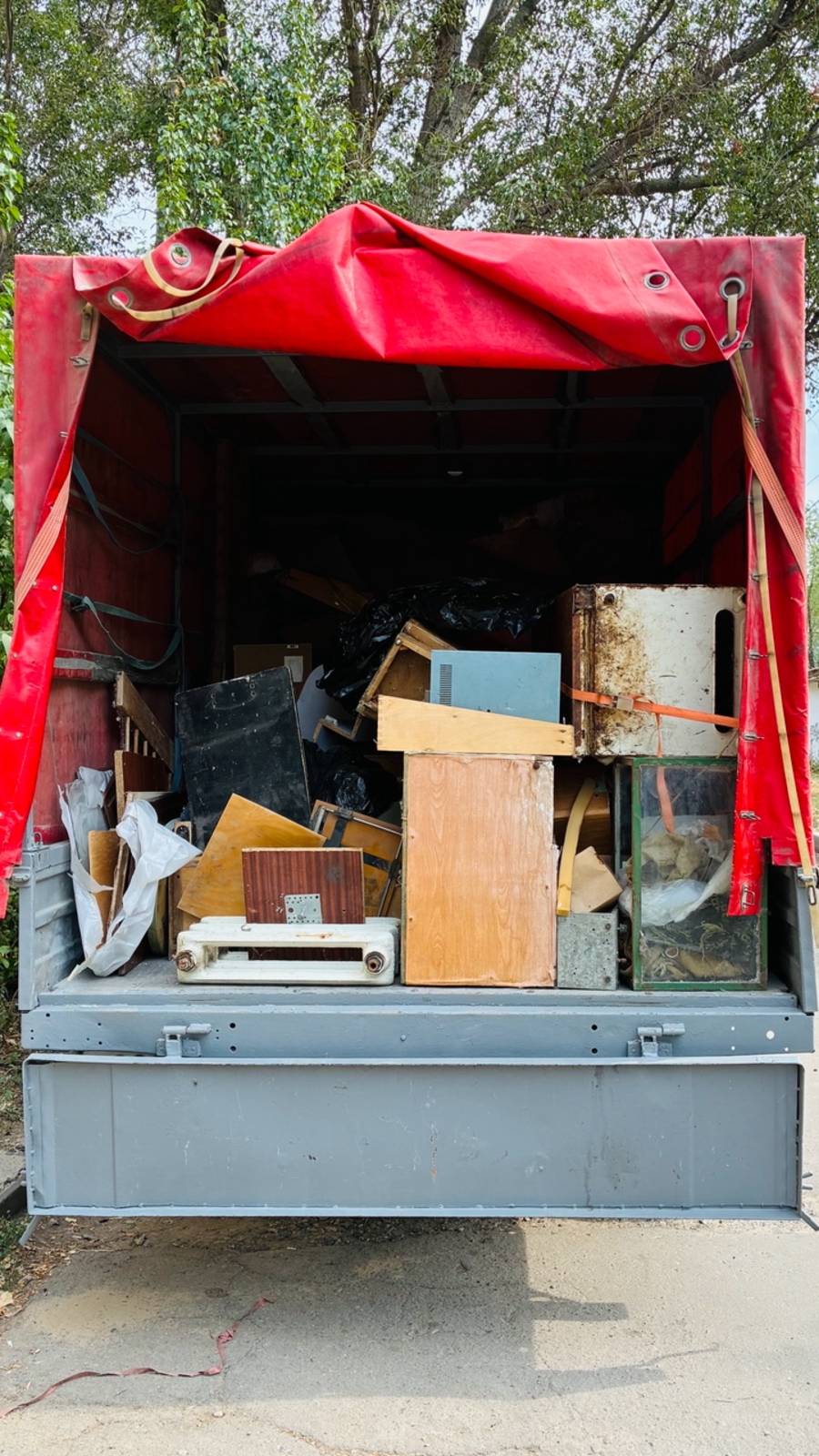 Вывоз мусора Луганск