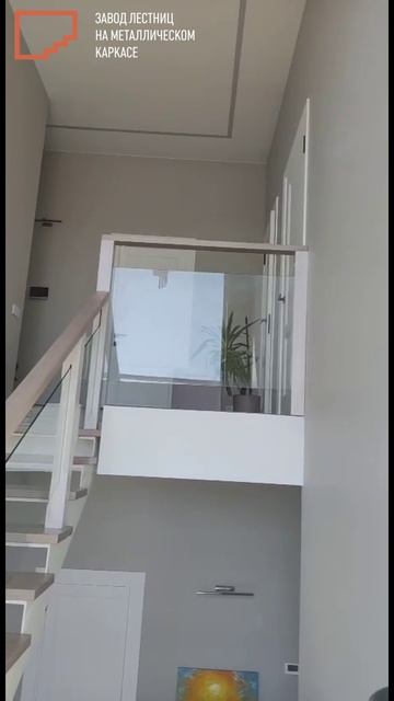 Лестница с ограждением Хюгге: когда дизайн встречает функциональность ✨