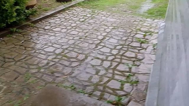 сильный дождь