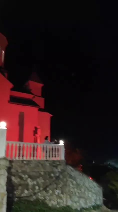 Армянская церковь ⛪️ на горе , где Торнадо. Ночью 🌙