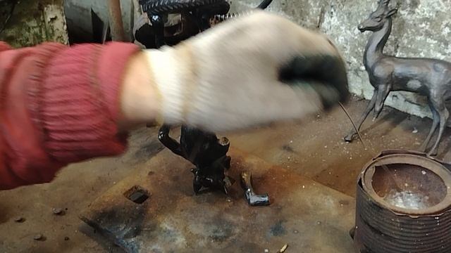 Реставрация фигурки. Волк, из мультфильма "Ну, погоди!"