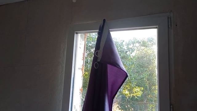 Считаю , что нужно купить для утепления домика. Джек на прогулке.