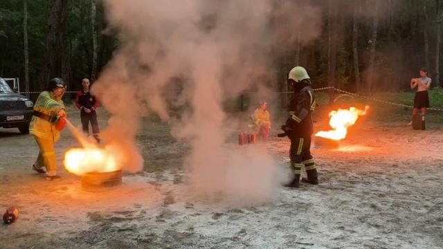 Обучение молодёжи навыкам спасения на молодежных форумах Юга России от ВСКВ