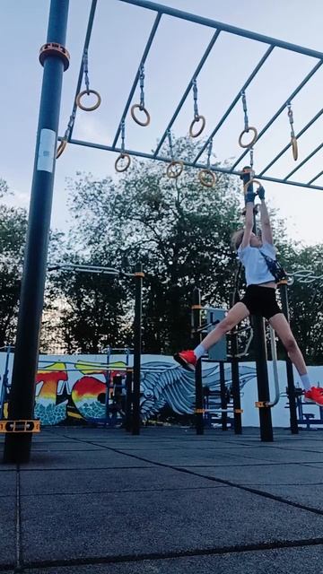 VID20250823181258.mp4