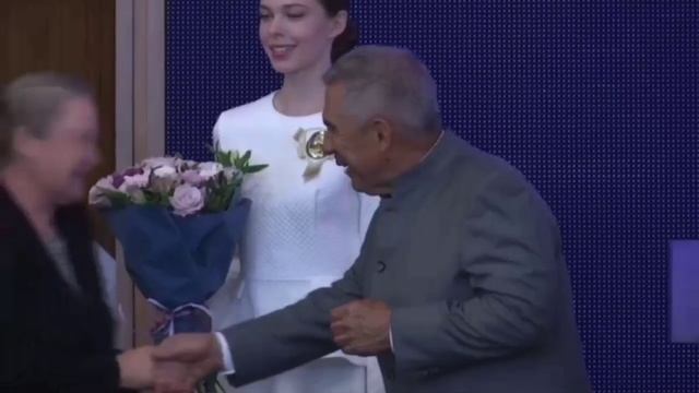 🌺Преподаватель математики средней школы №1 Татьяна Николаевна Малькова получила почётное звание.