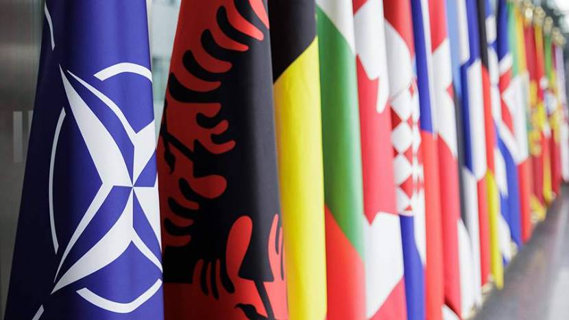 В НАТО опровергли наличие планов по отправке войск на Украину