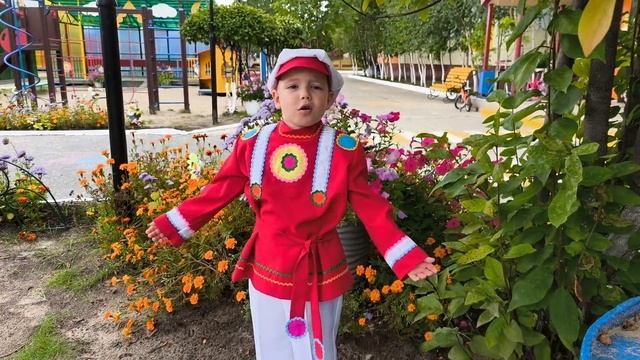 Стих Хороший день читает Александр Ролёв