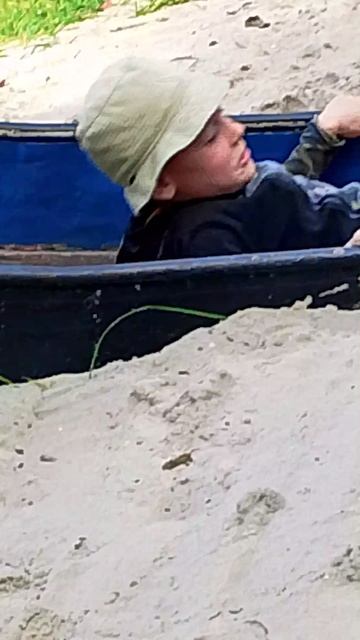 прикол с другом на горке