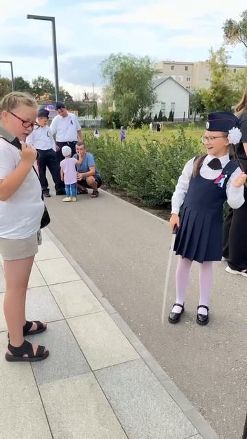 маленькая казачка-генерал в юбке