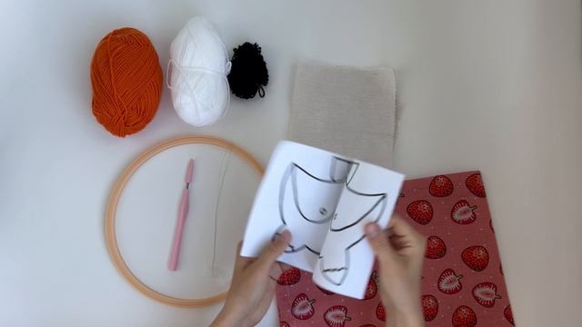 Обзор вышивки в ковровой технике «Лисенок»