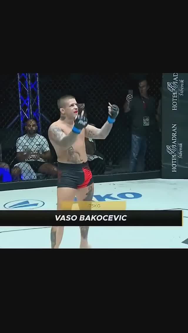 Наказал клоуна ! ! !