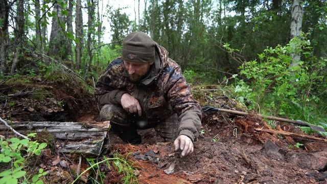 НАШЕЛ ДЕНЬГИ В ТАЙГЕ. ИЗБА 1920-Х
г. ОРУЖИЕ У ОХОТНИКОВ БЫЛО. СБОР
ГРИБОВ