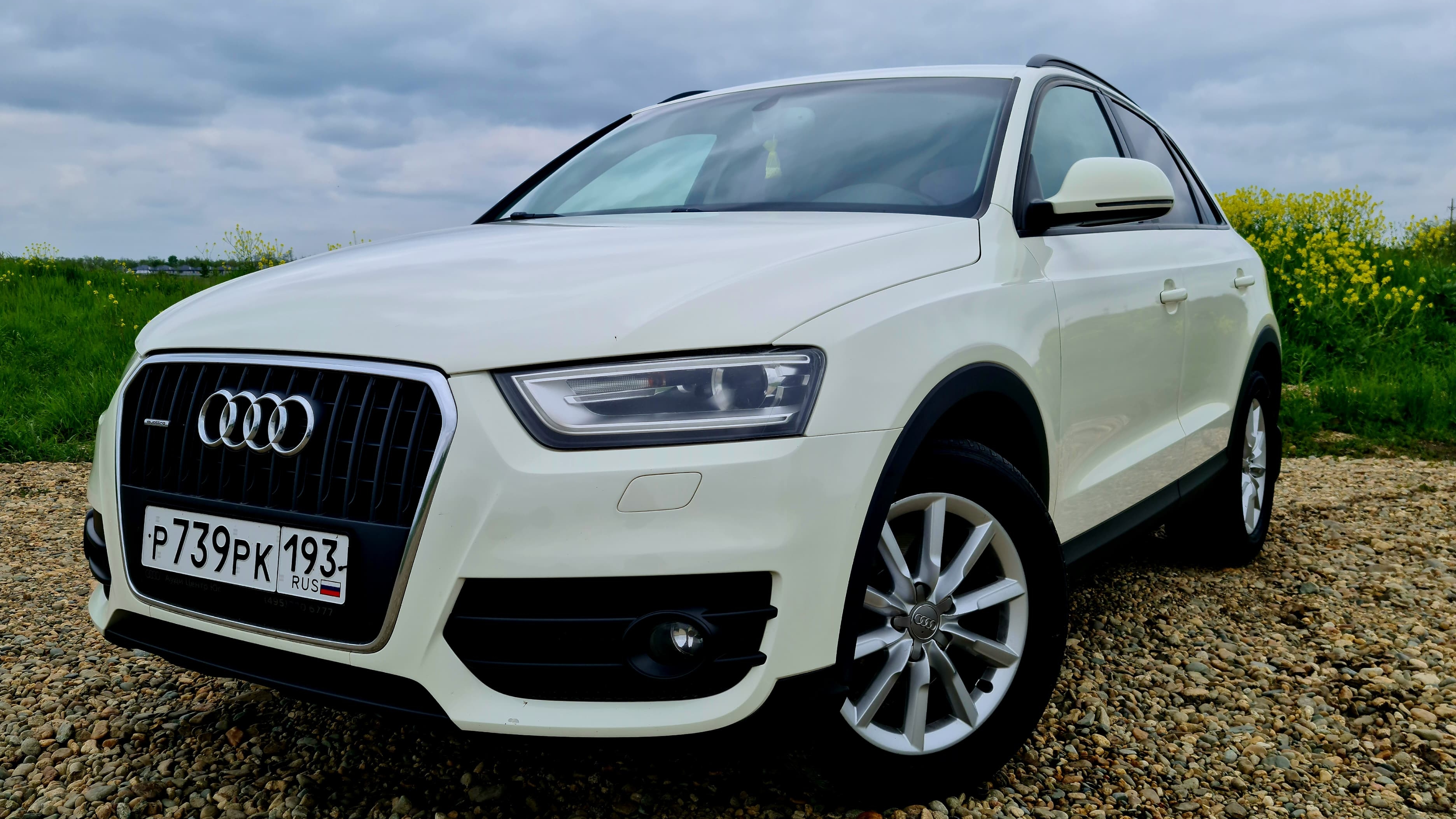 AUDI Q3 2013г 2.0 170лс