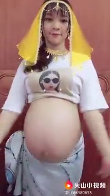 preg-159 pregnant dance_ the big belly is very cute