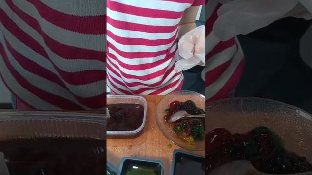 3 шесть червячки